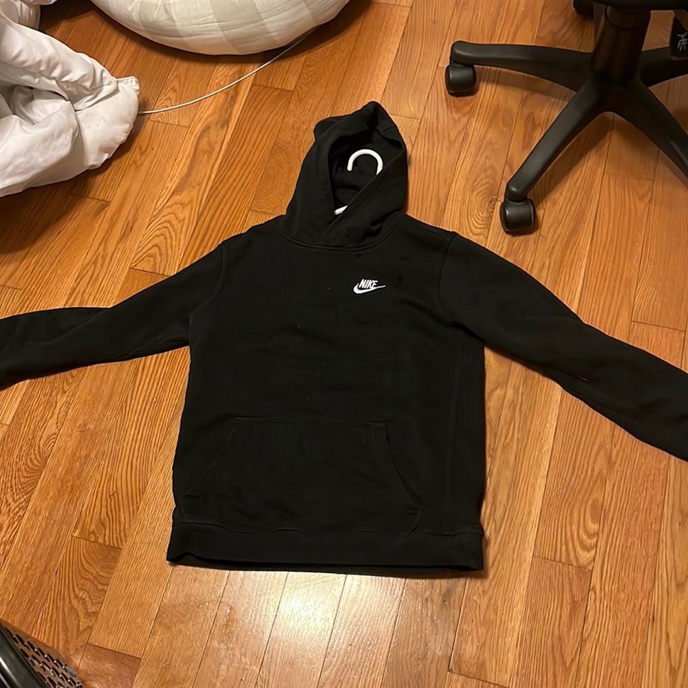 black Nike hoodie 🖤✔️